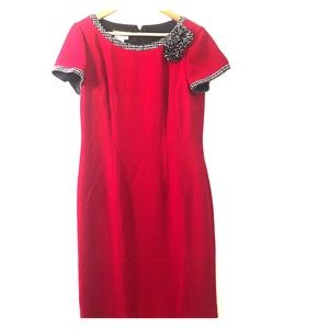 Beautiful red dress ready for a night out!